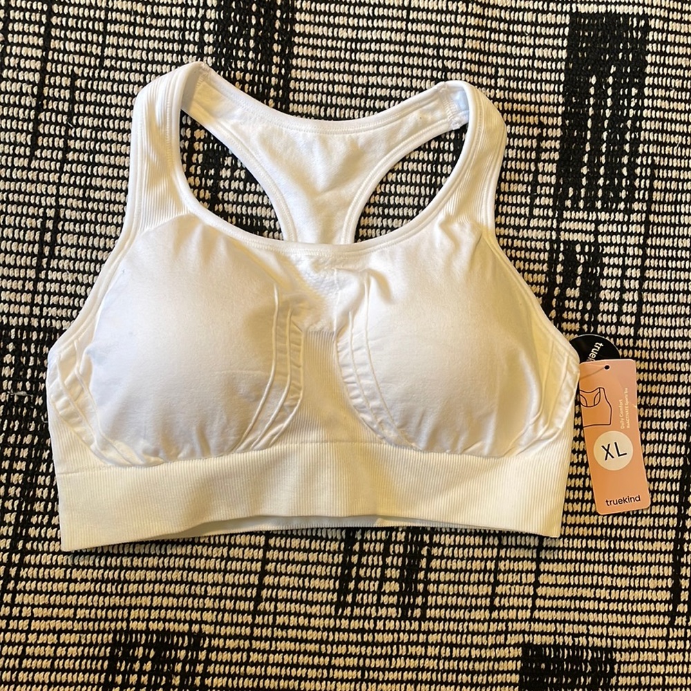Truekind XL white shorts bra